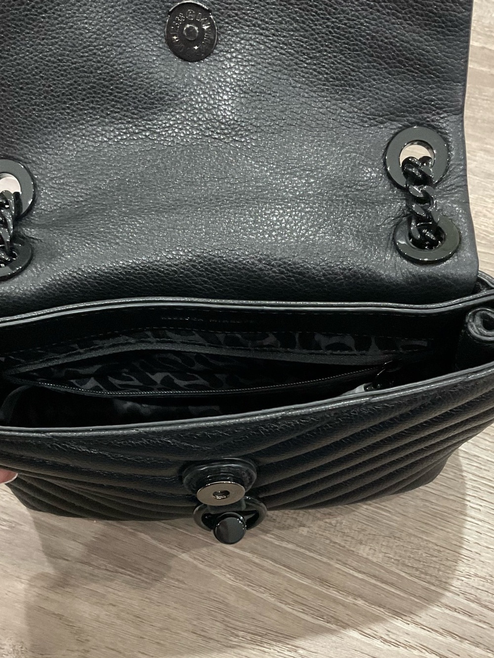 Rebecca Minkoff Black Edie Quilted Chain Shoulder Bag - Picture 5 of 8